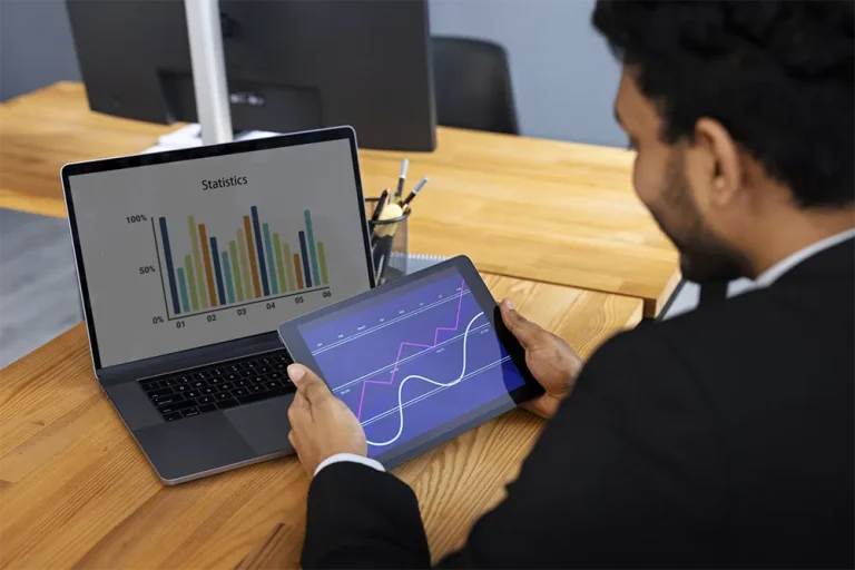 مدیریت عملکرد چیست و چرا نقش مهمی در موفقیت سازمان ها دارد؟