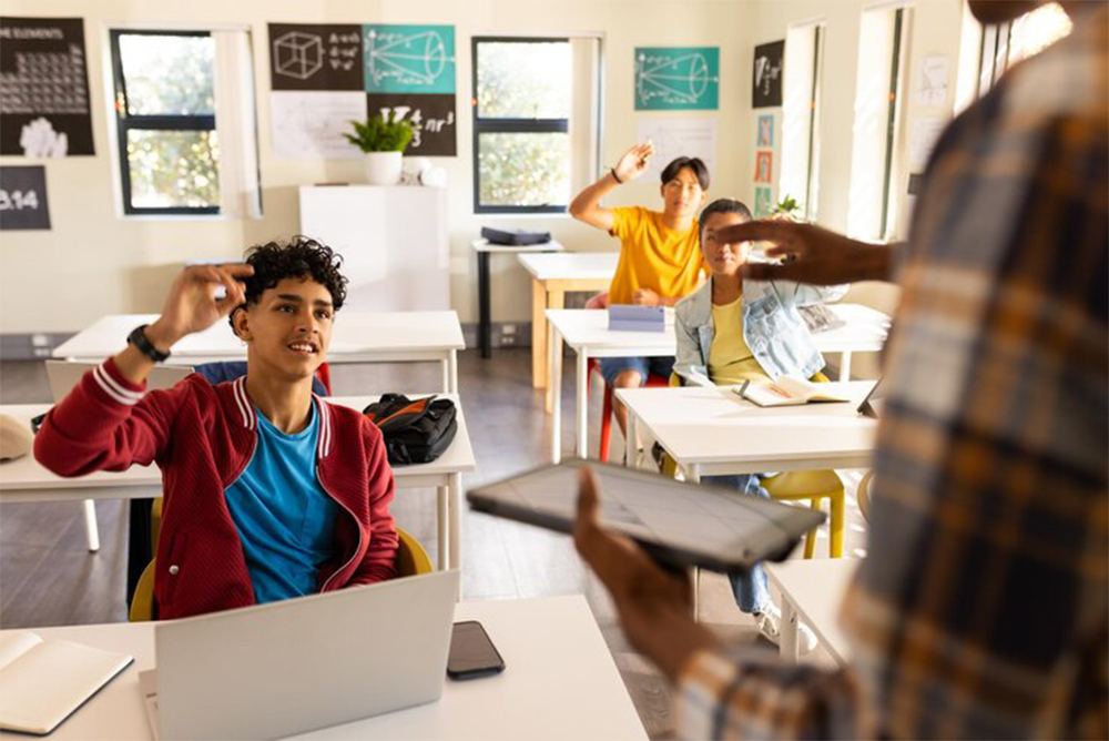 روش تدریس پروژه محور چیست؟ اصول و مزایای تدریس پروژه محور چیست؟